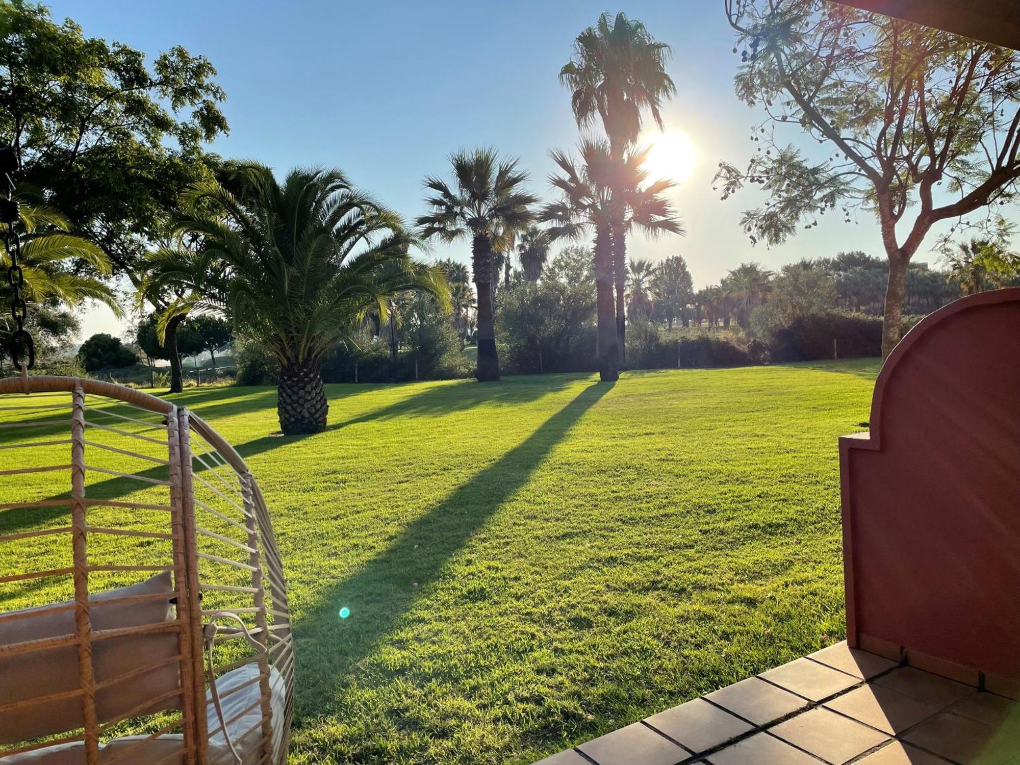 Golf, Kitesurf, Tennis, Paddle, Free Bicycles - Apartment Andalusia Исла Канела Екстериор снимка